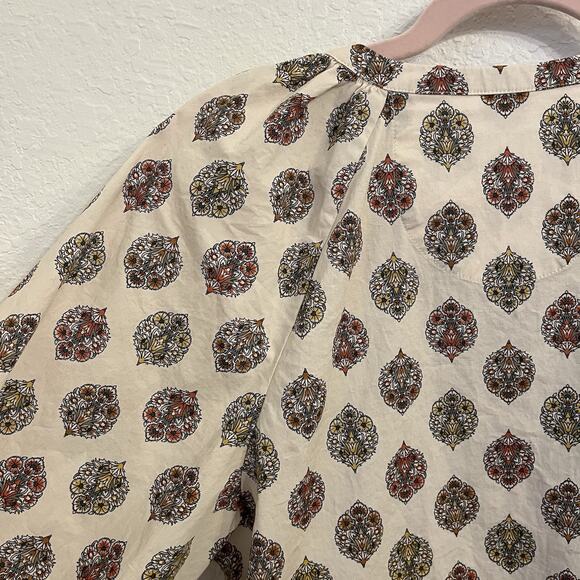 UNTUCKit Carrie Cream Patterned Blouse - Picture 14 of 16